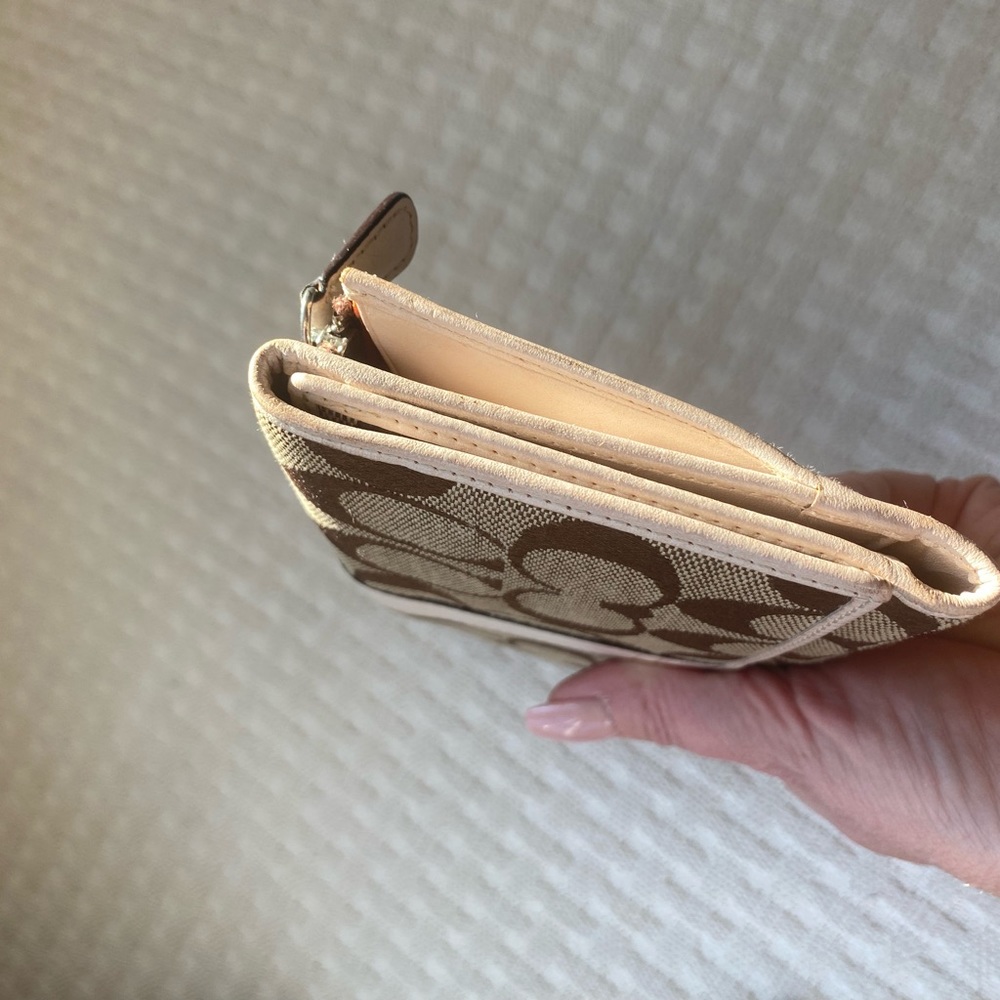 Coach Monogram wallet - Picture 8 of 10